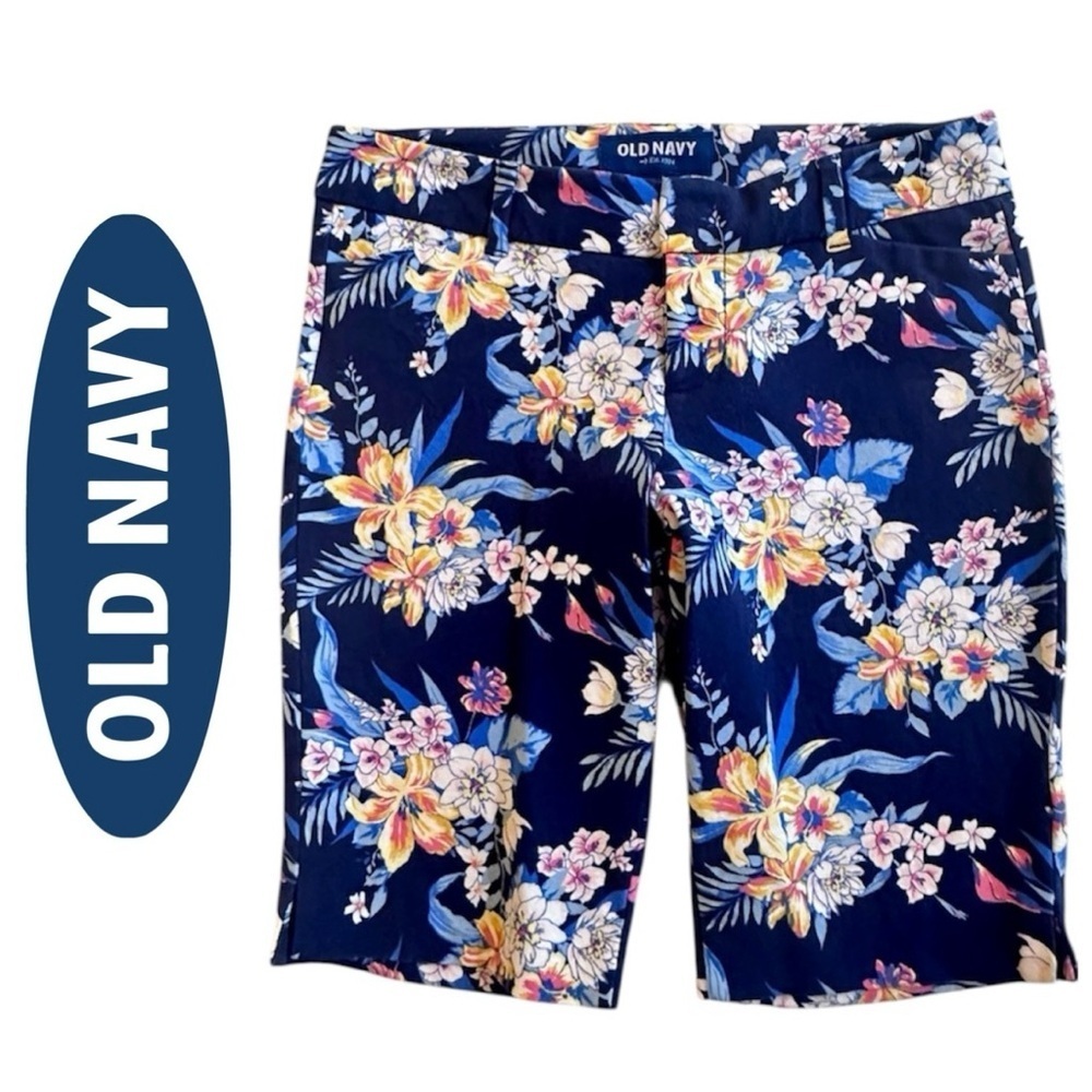OLD NAVY Daisy Bermuda Shorts Tropical Floral 9.5" Multi Stretch Beach Wmn 2